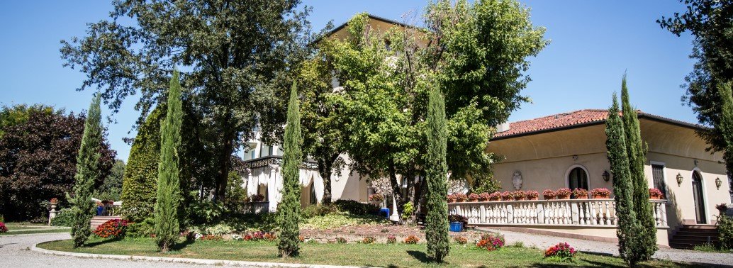 Impaginazione album matrimonio Villa Belvedere